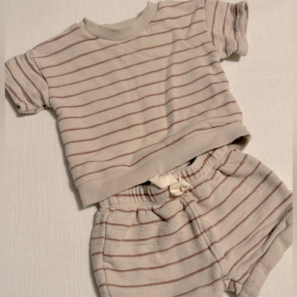 Two piece comfortable outfit